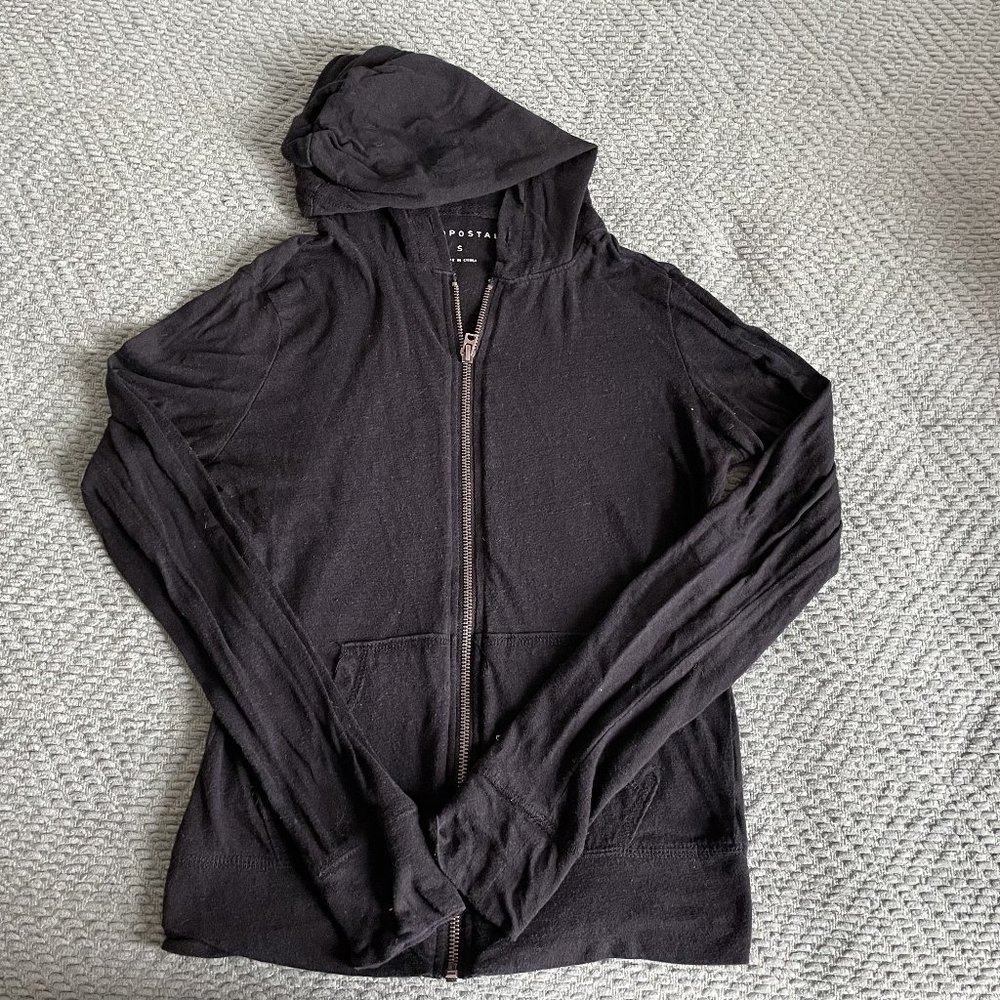 Aeropostale Black Sweater